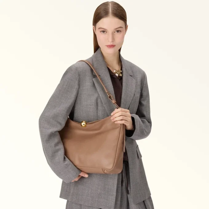 Borsa a tracolla morbida Furla Sfera L